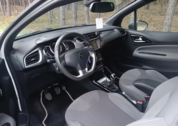 Citroen DS3 cena 30900 przebieg: 106000, rok produkcji 2016 z Krośniewice małe 172